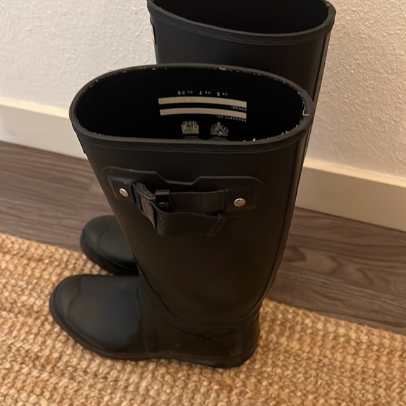 Black Tall Hunter Boots - Picture 2 of 4